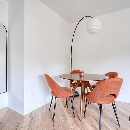 2 Pieces Cosy Et Moderne - Proche Paris - 329b * 蒙鲁日